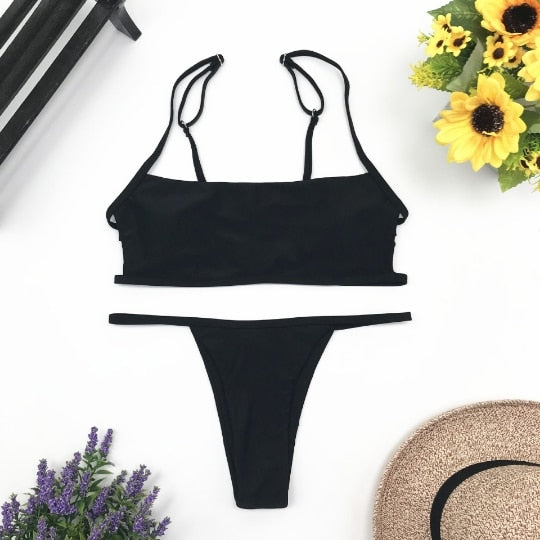 Bikini tanga con sujetador a banda